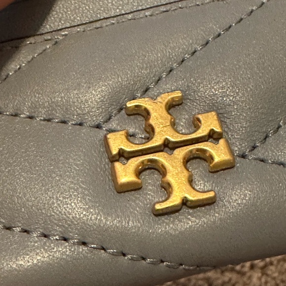 Tory Burch Quilted Blue Card Holder - Picture 3 of 3